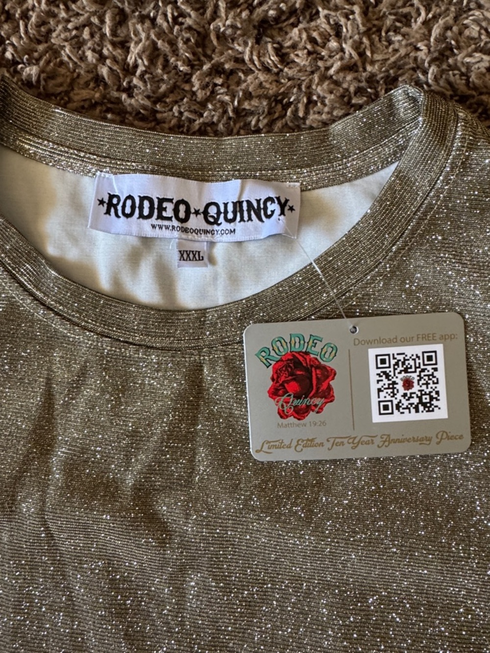 Rodeo Quincy Metallic Gold Short-Sleeve Women's Top - Picture 2 of 2